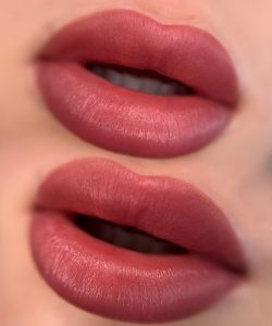 Lips Blush